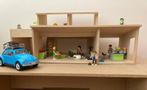 modern houten poppenhuis, Verzamelen, Poppenhuizen en Toebehoren, Ophalen, Zo goed als nieuw, Poppenhuis