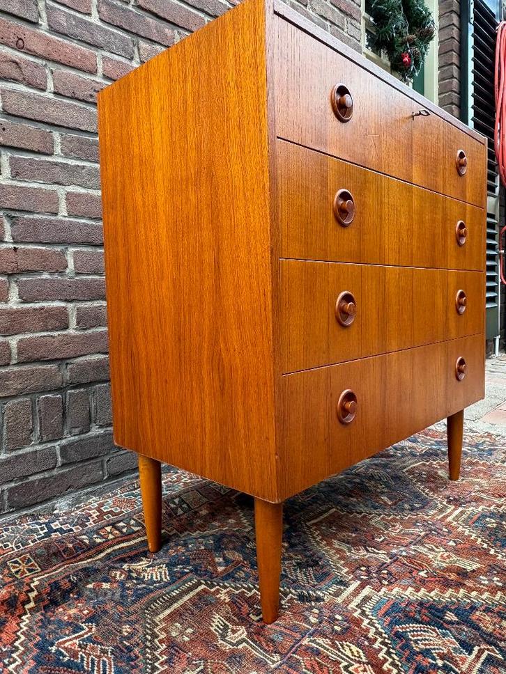 Zweeds SMI Royale board - kastje dressoir retro vintage 60s, Huis en Inrichting, Kasten | Ladekasten, Gebruikt, Minder dan 100 cm