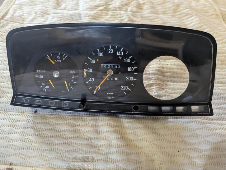 Mercedes W123 Km-tellers / klokken, Auto-onderdelen, Dashboard en Schakelaars, Mercedes-Benz, Oldtimer onderdelen, Gebruikt, Ophalen
