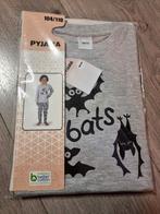 Grijs pyjama Bats, maat 104-110, Nieuw (MP6), Kinderen en Baby's, Kinderkleding | Maat 104, Nieuw, Ophalen of Verzenden