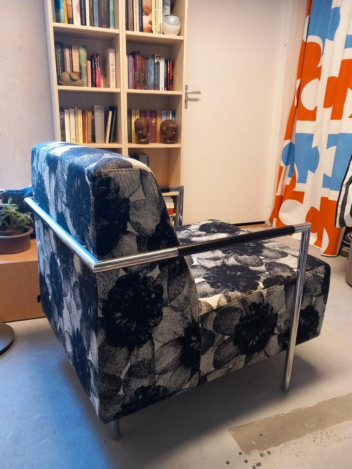 Fauteuil met chromen frame, Huis en Inrichting, Fauteuils, Stof, 50 tot 75 cm, 75 tot 100 cm, Ophalen