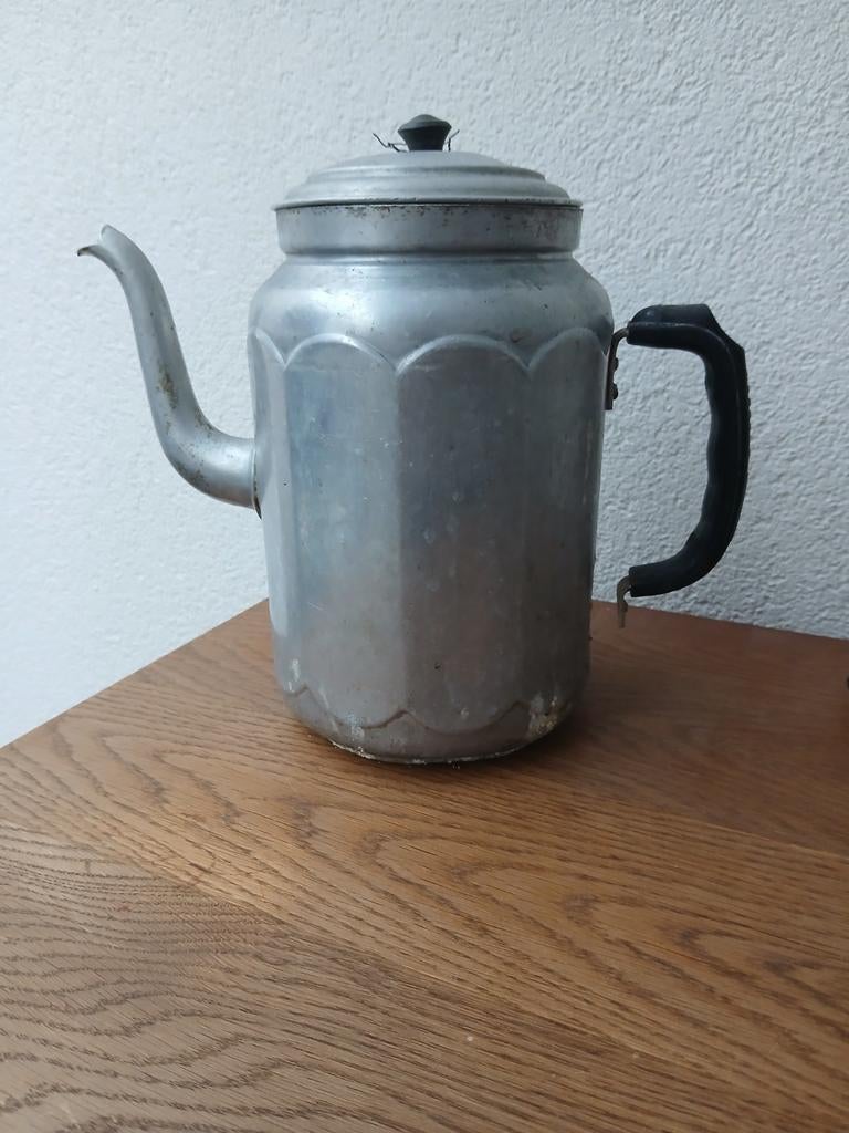 Vintage Aluminium Koffiepot, Antiek en Kunst, Ophalen