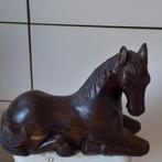 Mooi liggend houten paard., Verzamelen, Beelden en Beeldjes, Ophalen of Verzenden, Zo goed als nieuw, Dier