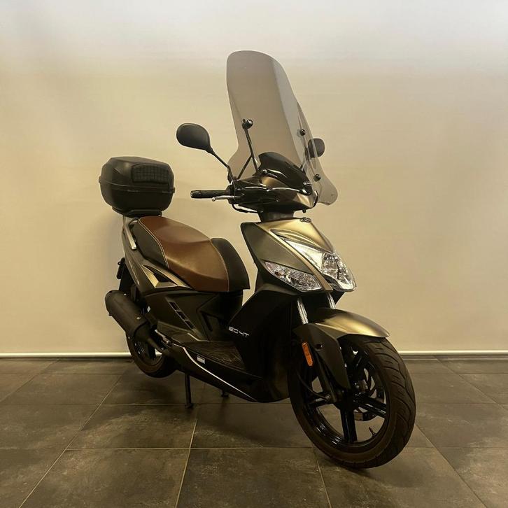 Mooie Kymco Agility 16+ 25KM, Fietsen en Brommers, Scooters | Kymco, Zo goed als nieuw, Agility, Maximaal 25 km/u, Benzine, Ophalen