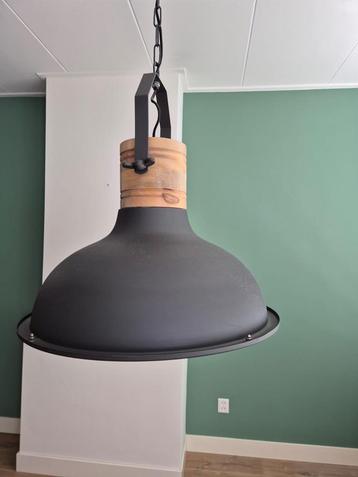 Mooie industriële hanglampen - 2 stuks - als nieuw! beschikbaar voor biedingen