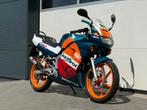 Waanzinnig mooie volledig gerestaureerde Honda NSR50 Repsol, Fietsen en Brommers, Brommers | Honda, Ophalen of Verzenden, Nieuw