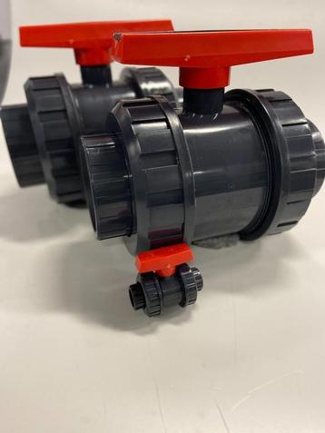 110mm Kogelkranen en alle ander maten ook op voorraad beschikbaar voor biedingen