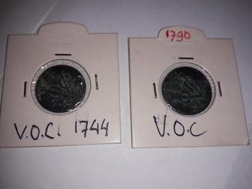 2 ANTIEKE VOC MUNTEN ( duiten ) uit 1744 & 1790 in goede st beschikbaar voor biedingen