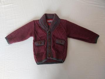 Prachtig bordeaux rood jongensvest maat 6-12 maanden NIEUW beschikbaar voor biedingen