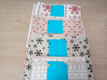 Kerststoffen beschikbaar voor biedingen