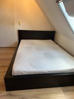 MOET WEG! IKEA Malm Bed - Zwart - 140 x 200, Huis en Inrichting, Gebruikt, Zwart, Tweepersoons, 200 cm