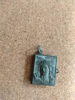 Antiek religieus accordeon boekje kruisiging hanger, Verzamelen, Verzenden, Gebruikt, Sieraad