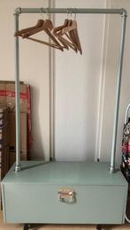 Kledingrek industrieel op wielen, Ophalen, Gebruikt
