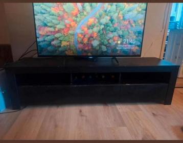 Tv kast gratis op te halen