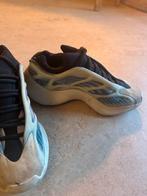 Yeezy, Ophalen of Verzenden, Gedragen, Sneakers of Gympen