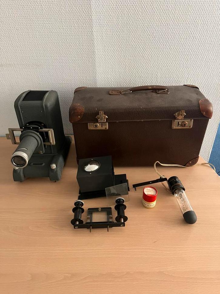 Antieke Zett-Projektor voor Dia’s en Films met Opbergkoffer, Verzamelen, Fotografica en Filmapparatuur, Ophalen of Verzenden