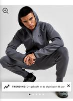 Under armour fleece trainingspak XL, Kleding | Heren, Overige Herenkleding, Ophalen of Verzenden, Nieuw, Under Armour