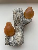 Mineraal beeldje. Tak met 2 vogeltjes., Ophalen of Verzenden, Zo goed als nieuw, Dier