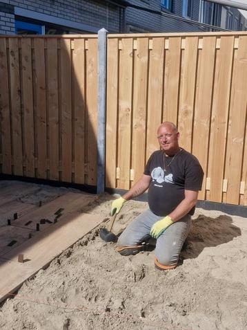 Stratenmaker. Op korte termijn beschikbaar. Denhaag,omgeving beschikbaar voor biedingen