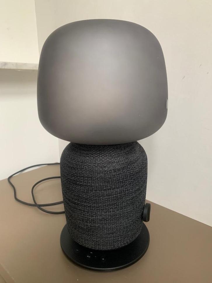 SYMFONISK Ikea x Sonos tafellamp-speaker – perfecte staat!, Audio, Tv en Foto, Luidsprekers, Gebruikt, Front, Rear of Stereo speakers