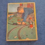 Oud houten puzzeltje jongetje met trein spoorbaan puzzle, Antiek en Kunst, Antiek | Speelgoed, Ophalen of Verzenden
