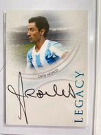 Ossie Ardiles Legacy Auto 08/08 Argentina Futera Unique 2025, Ophalen of Verzenden, Nieuw, Buitenlandse clubs, Spelerskaart