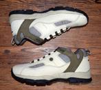 Brooks - wandelschoenen Pieterpad creme - maat 40,5 (9), Beige, Brooks, Nieuw, Wandelschoenen