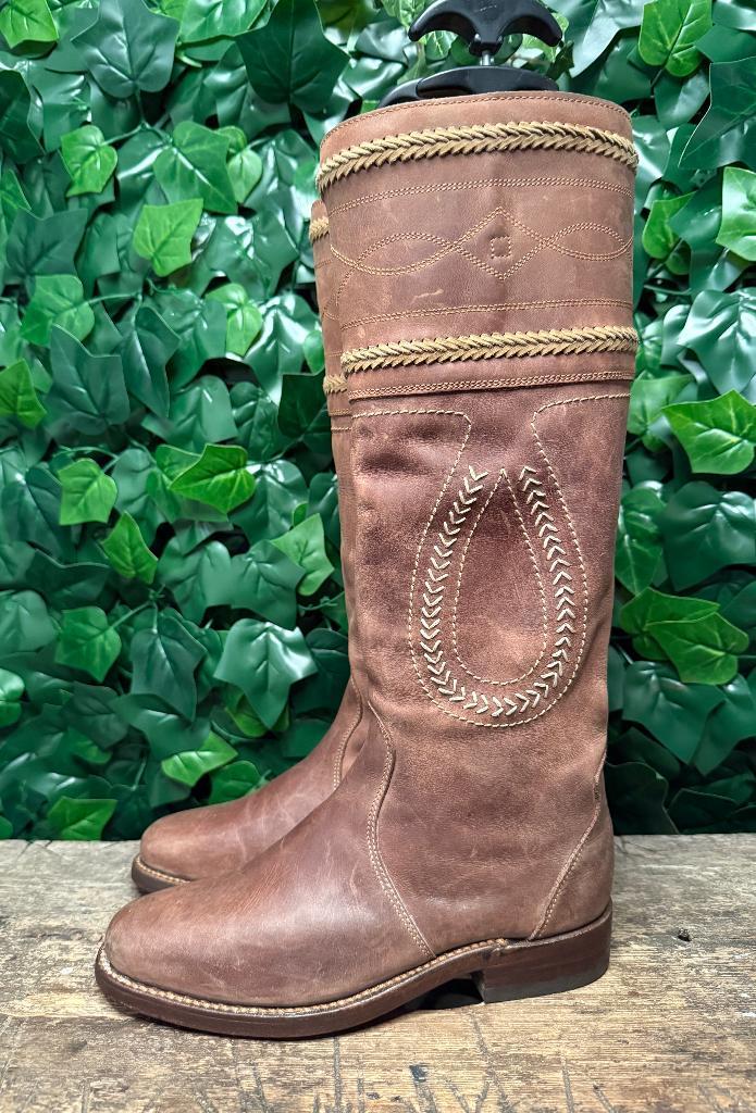 Bijna Nieuwe laarzen van Sancho maat 37, Kleding | Dames, Schoenen, Zo goed als nieuw, Hoge laarzen, Bruin, Ophalen of Verzenden