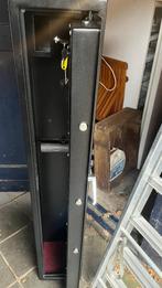 Geweer kluis, Ophalen, Zo goed als nieuw