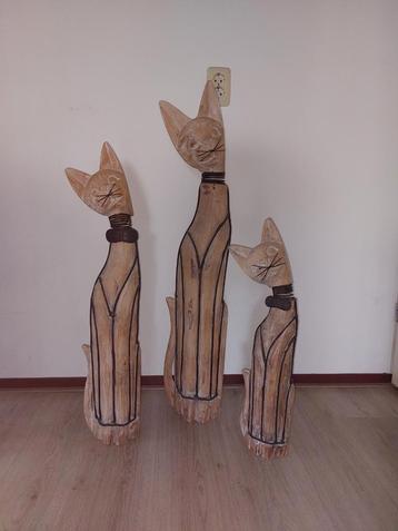 Houten Katten Beelden Set  beschikbaar voor biedingen