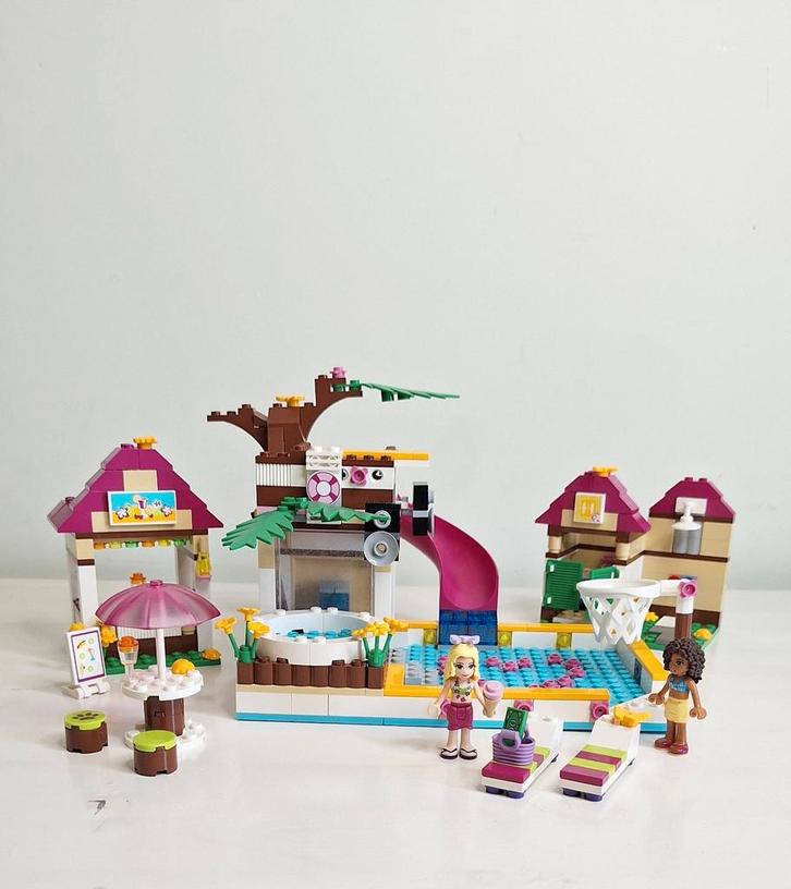Lego Friends Heartlake Zwembad, Kinderen en Baby's, Speelgoed | Duplo en Lego, Zo goed als nieuw, Ophalen of Verzenden