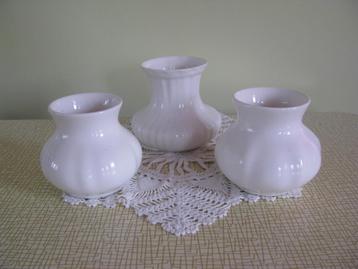 Porceleyne Fles * 3 x leuk vaasje * Delfts WIT *  beschikbaar voor biedingen