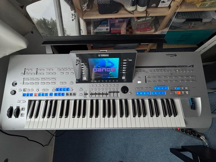 Yamaha Tyros 4 - Complete Set!, Muziek en Instrumenten, Keyboards, Gebruikt, Overige aantallen, Yamaha, Aanslaggevoelig, Ophalen