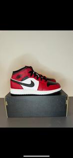 Jordan 1 mid ‘Chicago toe’ multiple sizes/meerdere maten, Ophalen of Verzenden, Zo goed als nieuw