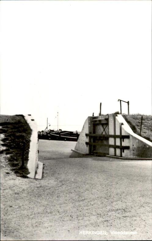 Herkingen Vloeddeuren, Verzamelen, Ansichtkaarten | Nederland, Gelopen, Zuid-Holland, 1960 tot 1980, Verzenden