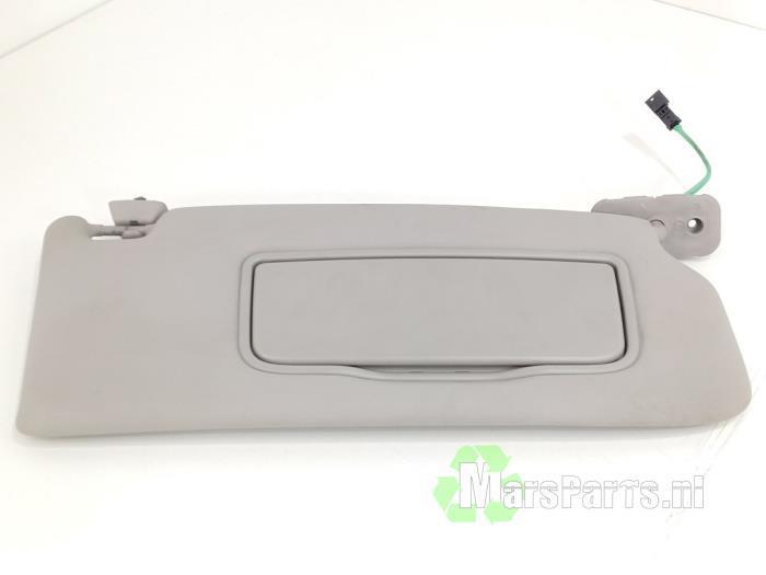 Zonneklep van een Volvo V50, Auto-onderdelen, Interieur en Bekleding, Volvo, Gebruikt, 6 maanden garantie, 12 maanden garantie