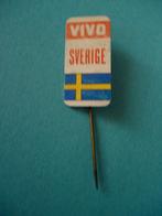 Speldje van VIVO (Zweden) ook de vlag is afgebeeld, Verzenden, Zo goed als nieuw, Merk, Speldje of Pin