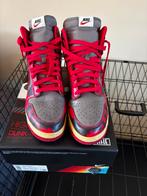 Nike Dunk high 1985, Kleding | Heren, Schoenen, Ophalen of Verzenden, Zo goed als nieuw, Overige kleuren