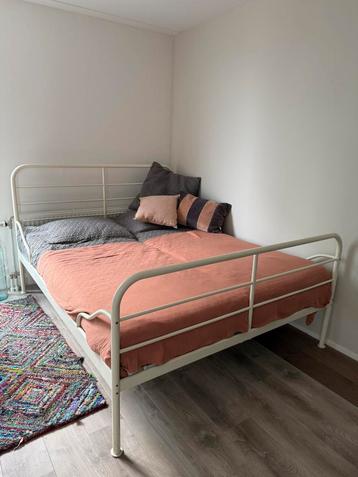Ikea bed 160 x 200