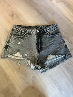 Korte broek, Kleding | Dames, Broeken en Pantalons, Kort, Ophalen of Verzenden, Zo goed als nieuw, Maat 36 (S)