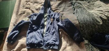 Nieuw trainingspak/huispak XL (valt als M/L) beschikbaar voor biedingen
