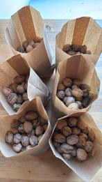 Walnoten biologisch, Ophalen