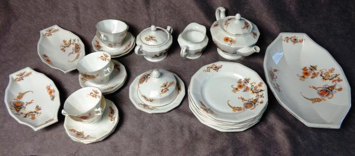 Porseleinen servies van P Regout gemaakt voor C. Jamin, Antiek en Kunst, Antiek | Servies compleet, Ophalen of Verzenden