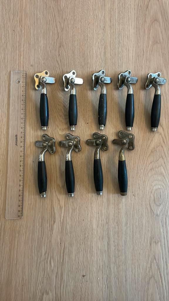 Antiek Raambomen TONmodel Jaren 30 raamboom raamgrendel raam, Antiek en Kunst, Antiek | Woonaccessoires, Ophalen of Verzenden