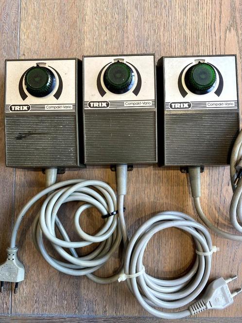 Trix transfos Compakt-Vario 12V DC/13,8V AC type 56-5550-00, Hobby en Vrije tijd, Modeltreinen | H0, Gebruikt, Transformator of Voeding