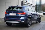 BMW iX1 xDrive30 X Line Premium Pack | Driving Assistant Plu, Auto's, BMW, Automaat, Stof, Gebruikt, Vierwielaandrijving