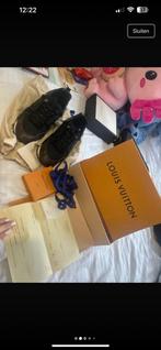 Louis vuitton runners, Kleding | Dames, Schoenen, Zwart, Louis Vuitton, Ophalen of Verzenden, Sneakers of Gympen