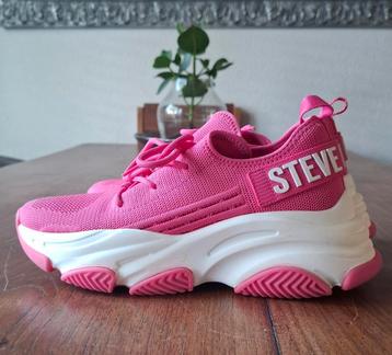 Roze Steve Madden maat 40 beschikbaar voor biedingen