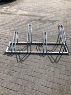 Fietsenrek voor 4 fietsen gegalvaniseerd in zeer nette staat, Ophalen, Gebruikt
