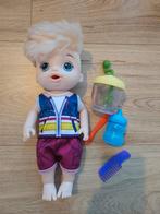 Pop baby Alive, 30cm. Met assessiores, Kinderen en Baby's, Speelgoed | Poppen, Ophalen of Verzenden, Zo goed als nieuw, Babypop